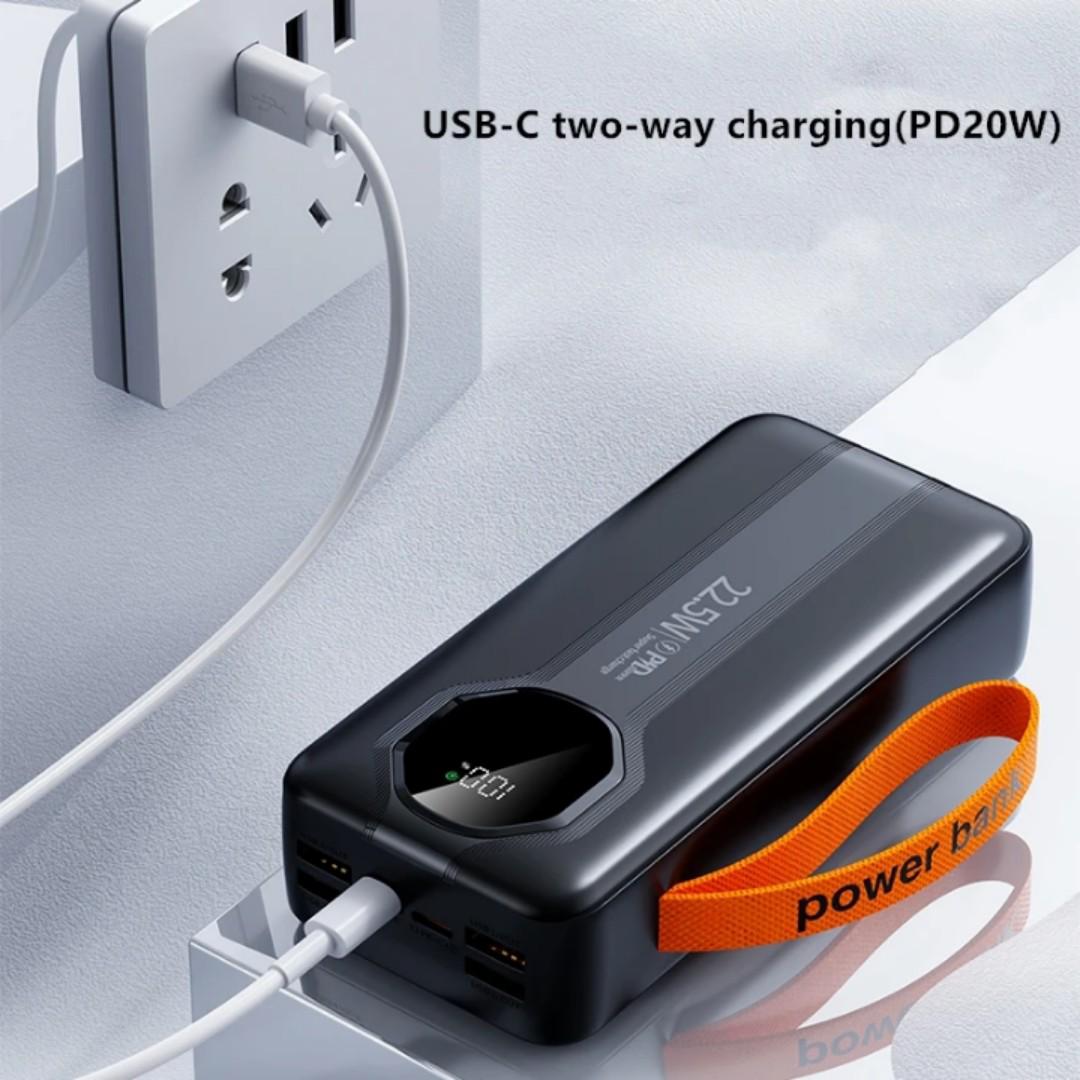 30000mAh powerbank Portable fast charging high capacity and high quality PowerBank 30000mah 22.5w Fast Charging Digital Display Four USB Type C Output PD Power Bank