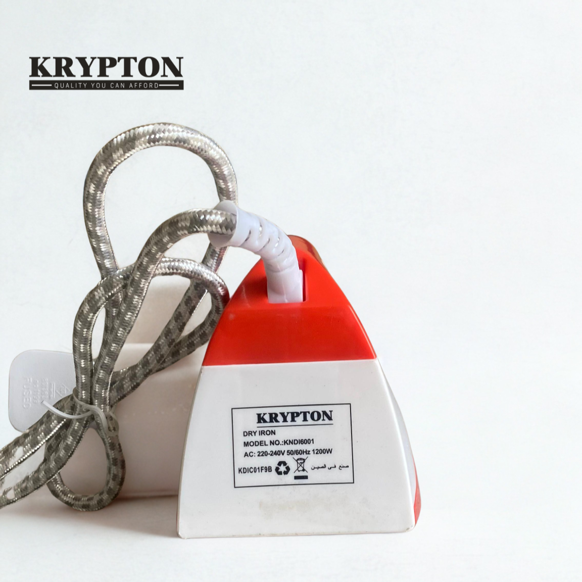 KRYPTON KNDI6001 Dry Iron Box is compact and energy efficent with power rated at 1200w. It has a beautiful design and pattern in red & white colors. Comes with non-stick coating to be easy on clothes
