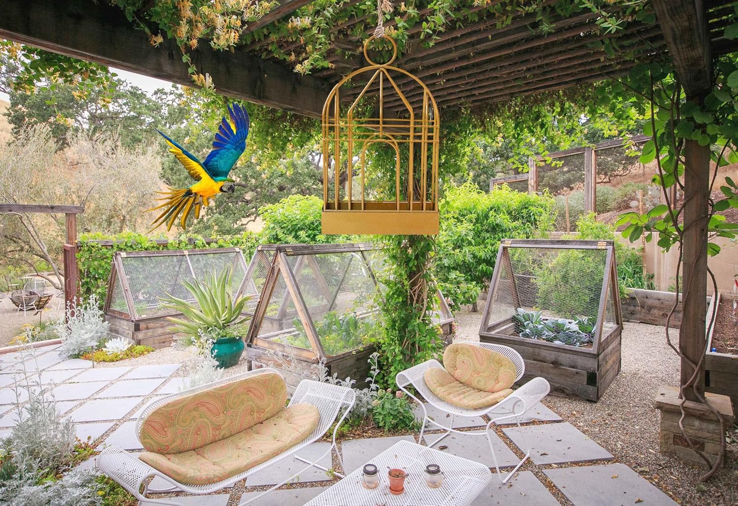 Mosquito Coil Holder Bird Cage Shape Hand-made European Style Mosquito Repellent Incenses Rack Plate Home Decoration  Portable Incense Holder Retro Incense Coil Burner, Hanging Bird Cage Outdoor Home.