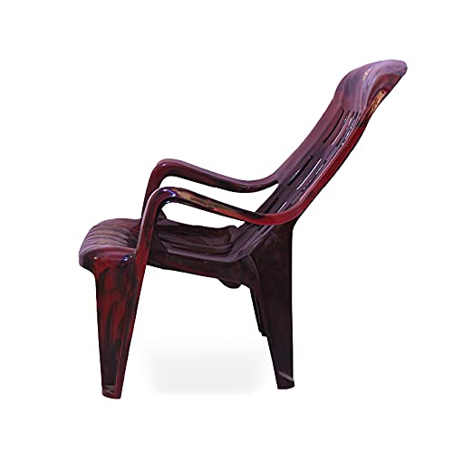 Relaxer Chairman Chair-This sit back chair offers maximum ease and comfort to anyone who sits in the chair. It offers a luxuriant seating space and also makes the seating experience an easy one.