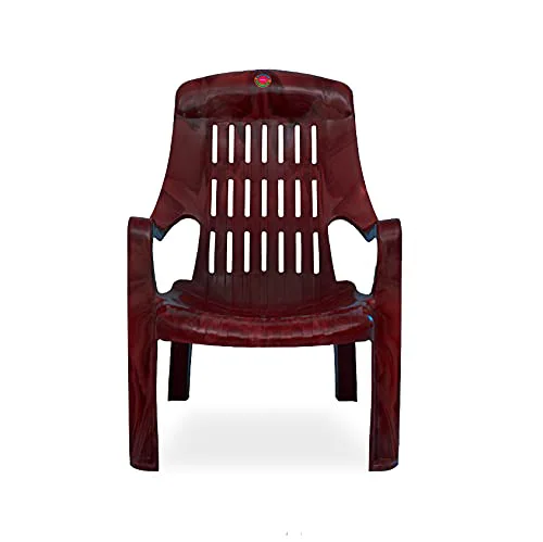 BROWN Relaxer Chairman Chair-This sit back chair offers maximum ease and comfort to anyone who sits in the chair. It offers a luxuriant seating space and also makes the seating experience an easy one.