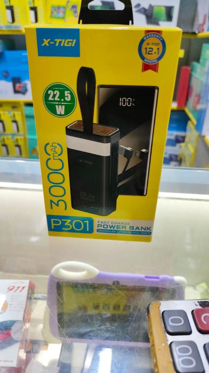 [HIGH QUALITY] X-TIGI 30000 mAH 22.5 Watts  P301 FAST CHARGER POWERBANK 30000mAH LITHIUM POLYMER portable powerstation 4USB PORTS fast charging powerbank
