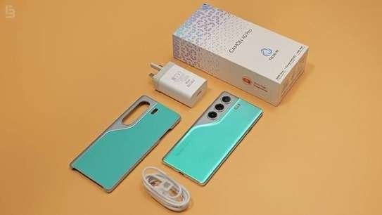 TECNO CAMON 40 Pro Curved 6.78” AMOLED 120 Hz Screen 256GB ROM + 16GB RAM* (8GB + 8GB Extended) 5200 mAh Battery 50 MP Camera Android 15 Tecno AI Smart Phone