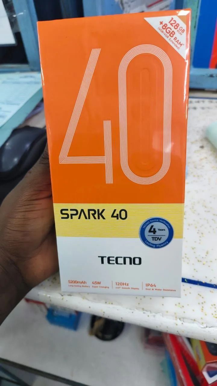 [NEW ARRIVAL] Tecno Spark 40 128GB + 8GB(4+4GB EXTENDED) 6.67'' Hole Screen Camera 50MP Main Camera 8MP Front Camera 45W Super Charging 5200mAh  Side Fingerprint Free call without signal smartphone.