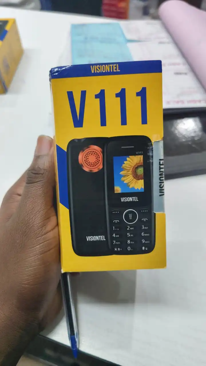 VISIONTEL V111, 1.77" Kabambe, Wireless FM, Camera, Bright Torch, Facebook, 1000mAh BATTERY CAPACITY (Dual Sim) KATULULU/KABAMBE/MULIKA MWIZI PHONE WITH TORCH Dual sim feature phone