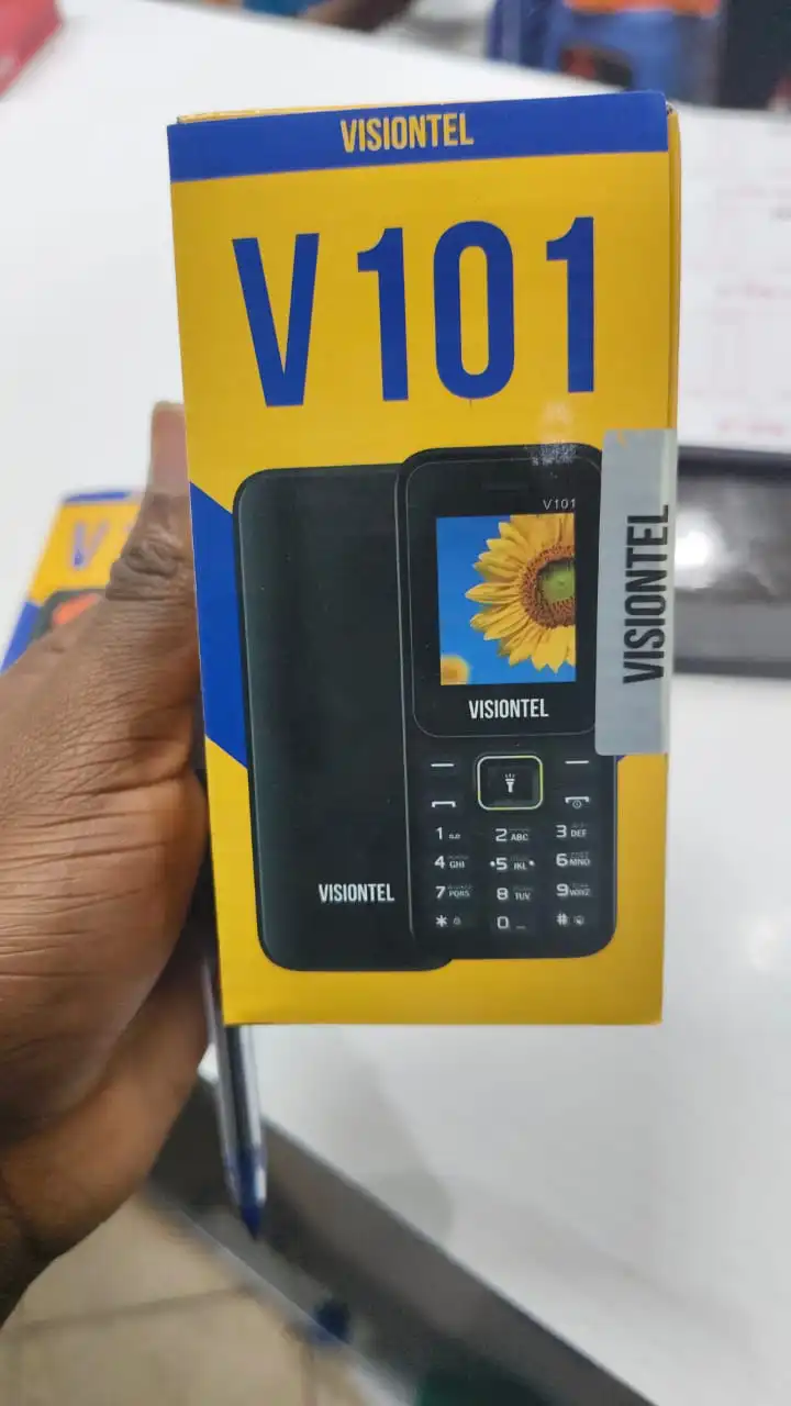 VISIONTEL V101, 1.77" Kabambe, Wireless FM, Camera, Bright Torch, Facebook, 1000mAh BATTERY CAPACITY (Dual Sim) KATULULU/KABAMBE/MULIKA MWIZI PHONE WITH TORCH Dual sim  feature phone