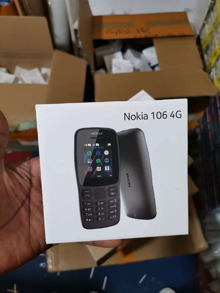 BRAND NEW Nokia 106 4G!!! Mobile Phones, 1.8" Dual SIM Cards Cell Phone 800 MAh Removable Battery Cheap Durable Classic For Basic Communication with FM Radio and Micro USB FEATURE PHONE +FREE