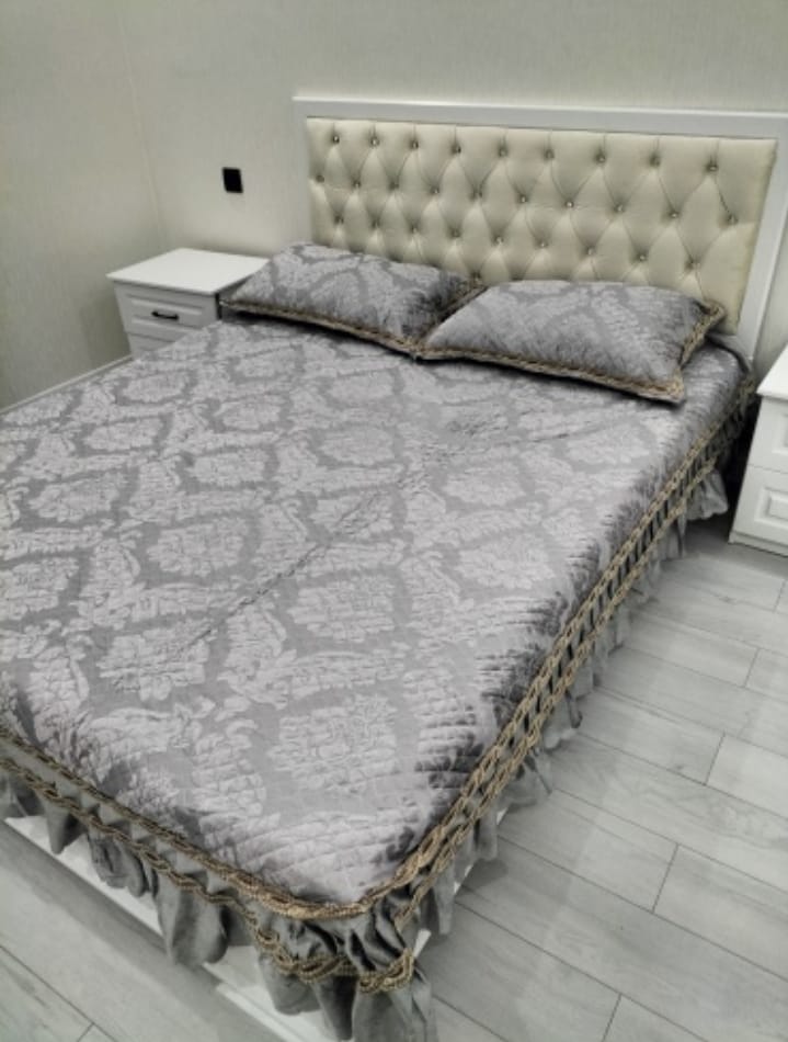 [SPECIAL OFFERS !!! ] 3 pcs size 6X6 classy stylish high quality home Heavy cotton bedcovers, with 2 pillow cases