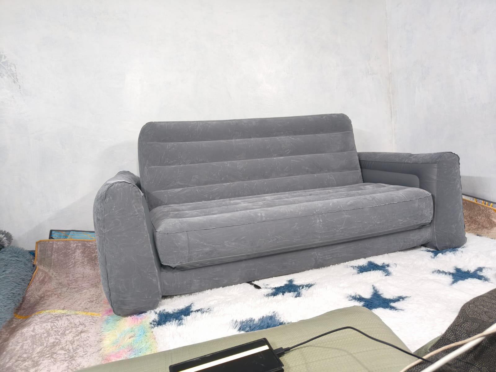 [ THE PERFECT CHOICE 🤩🤩✨ !!! ] (EXPERIENCE LUXURY FOR LESS) Single Classy Brand New Very High Quality Stylish and Luxurious Home *3 seater  Inflatable Pullout Sofa Plus  free electric pump ✔👌