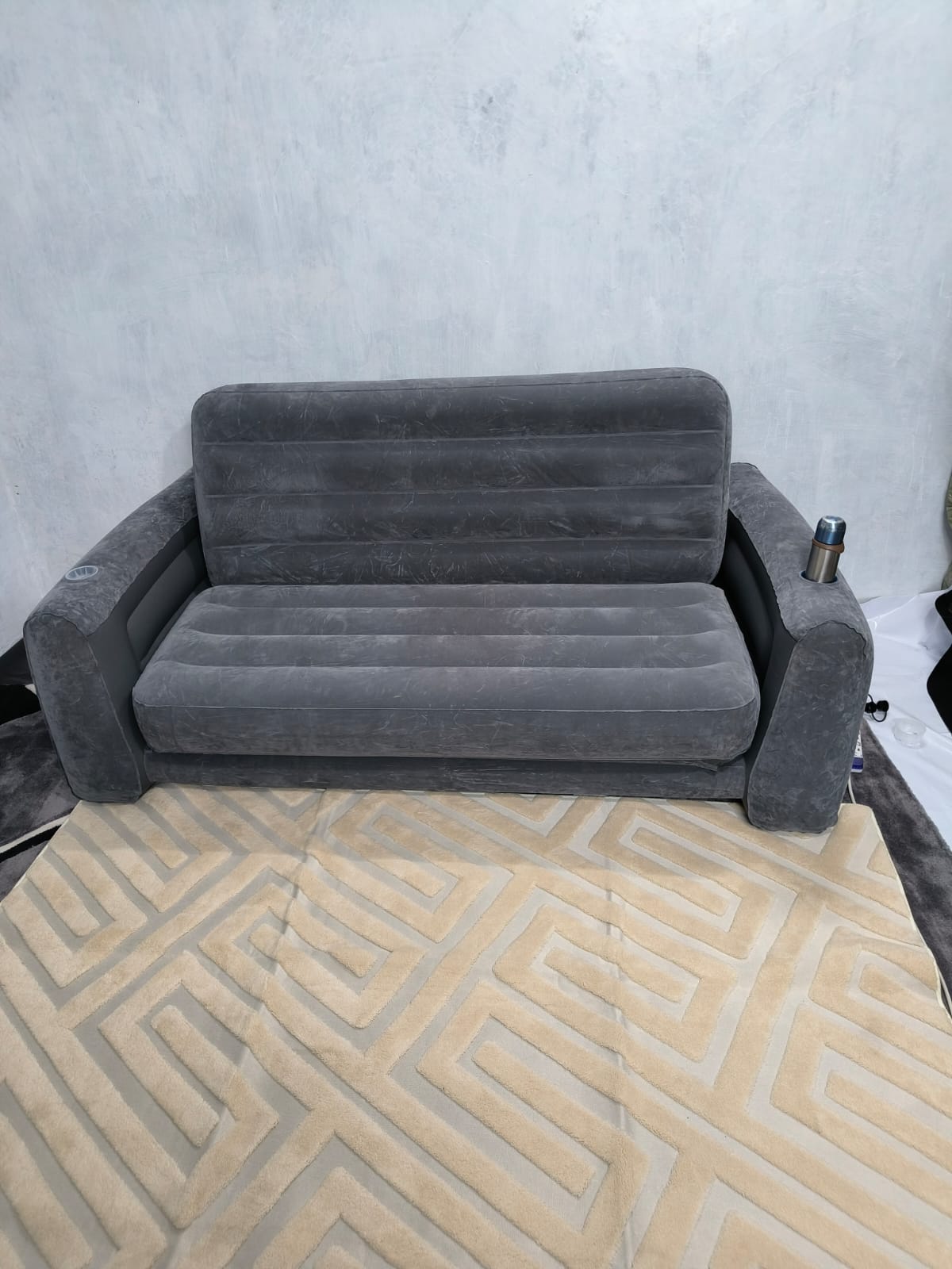 [ THE PERFECT CHOICE 🤩🤩✨ !!! ] (EXPERIENCE LUXURY FOR LESS) Single Classy Brand New Very High Quality Stylish and Luxurious Home *3 seater  Inflatable Pullout Sofa Plus  free electric pump ✔👌