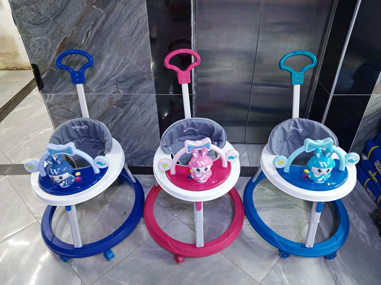 [🔥 EXPERIENCE LUXURY FOR LESS 🤩🤩✨ !!! ] 1 Pc Classy Brand New Very High Quality Stylish and Luxurious Elegant Adjustable baby walker/melody  .Desiring To Serve The Best Experience🔥👌