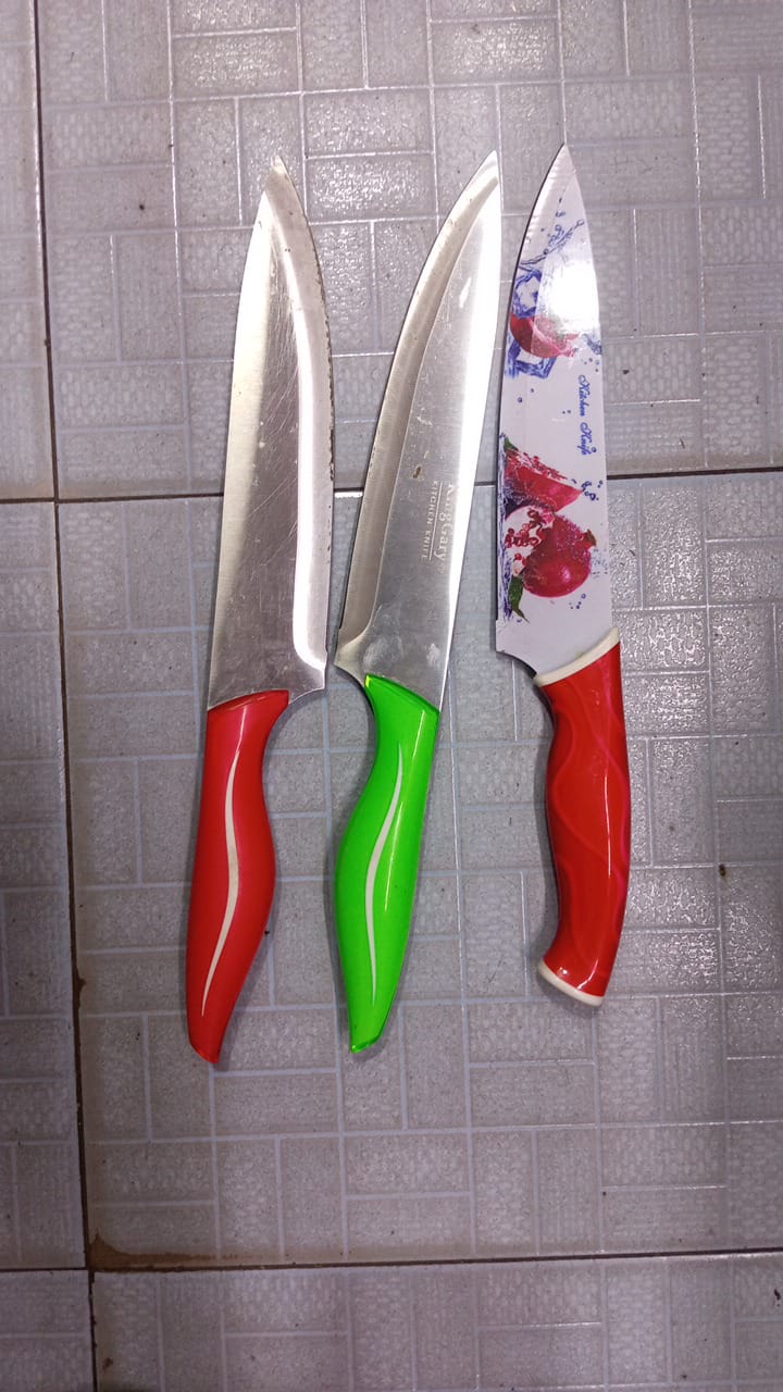 CLASSIC 3pc  High Quality Kitchen Knives Set – Stainless Steel Sharp Chef Knives for Home & Professional Use Durable and razor-sharp high-quality knives set. Perfect for chopping, slicing, dicing