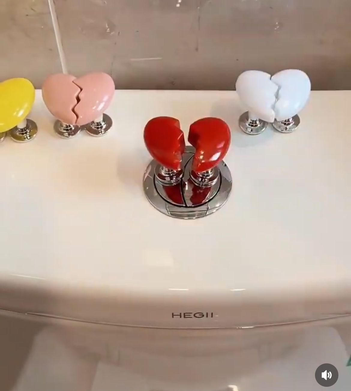Broken heart Shape Toilet Presser