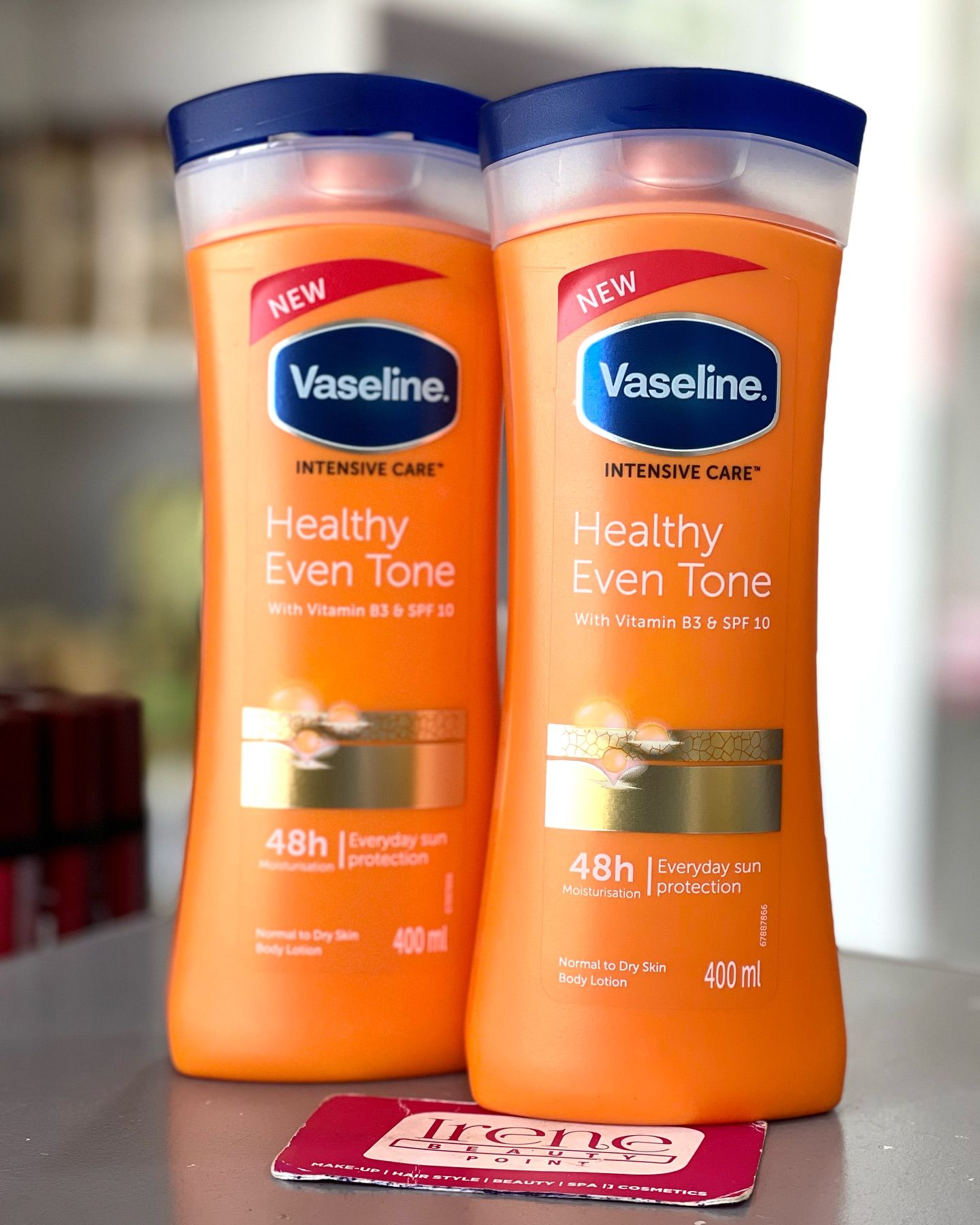 Vaseline Intensive Care Healthy Even Tone Body Lotion With Vitamin B3 and Spf 10 - 400 ml Calms and Soothes Dry Skin Calms and Soothes Dry Skin Vaseline Lotion 400ml