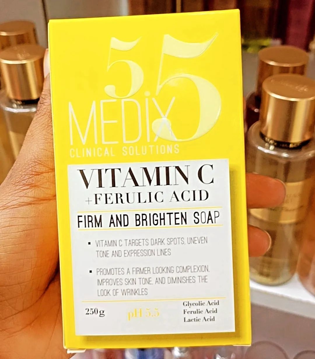 Medix 5.5 Vitamin C and Turmeric Ferulic Acid Soap Vitamin C Brightening  Soap Perfect Combination of Anti-aging Ingredients Turmeric Supports Firm, Youthful Looking Skin