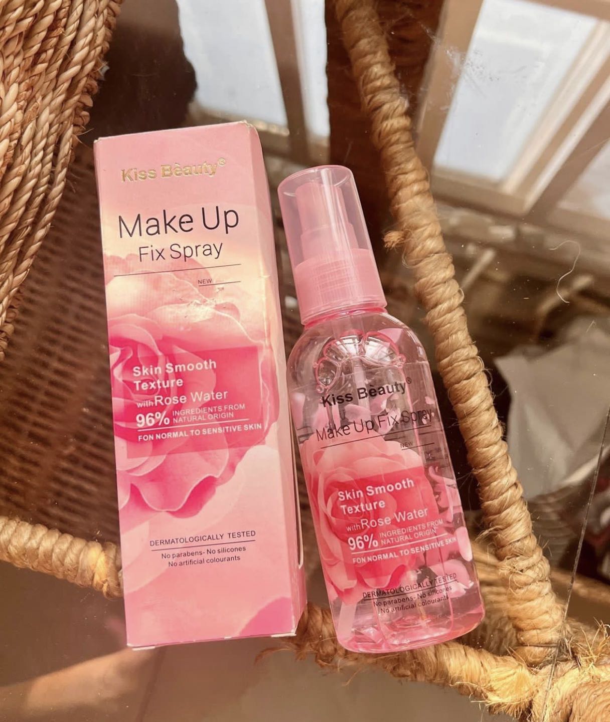 Kiss Beauty Rose Care Make Up Fix Setting Spray 3 In 1 Exquisite and Soft Aroma of Roses 3 in 1 Makeup Fixer Antioxidant Kiss Beauty Rose Care Make Up Fix Setting Spray