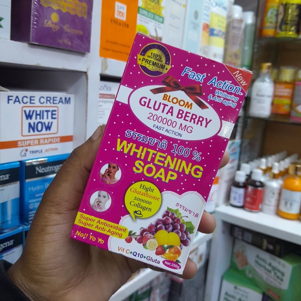 Glutaberry Gluta Berry Bloom Gluta Fast Action with Collagen, Glutathione & Vitamin C Whitening & Anti-aging Shower Gel Cleanses Fades Freckles Removes Dark Spots Fades Hyperpigmentations