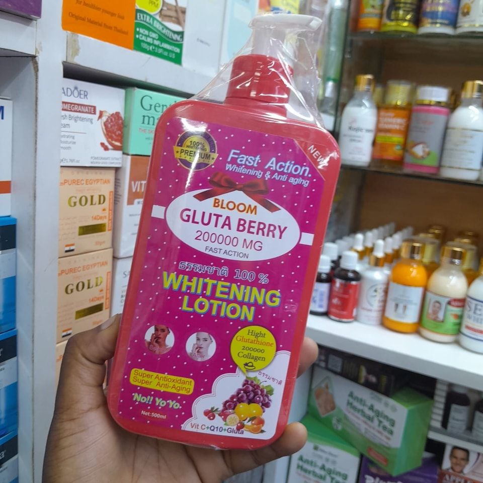 Glutaberry Gluta Berry Bloom Gluta Fast Action with Collagen, Glutathione & Vitamin C Whitening & Anti-aging Shower Gel Cleanses Fades Freckles Removes Dark Spots Fades Hyperpigmentations