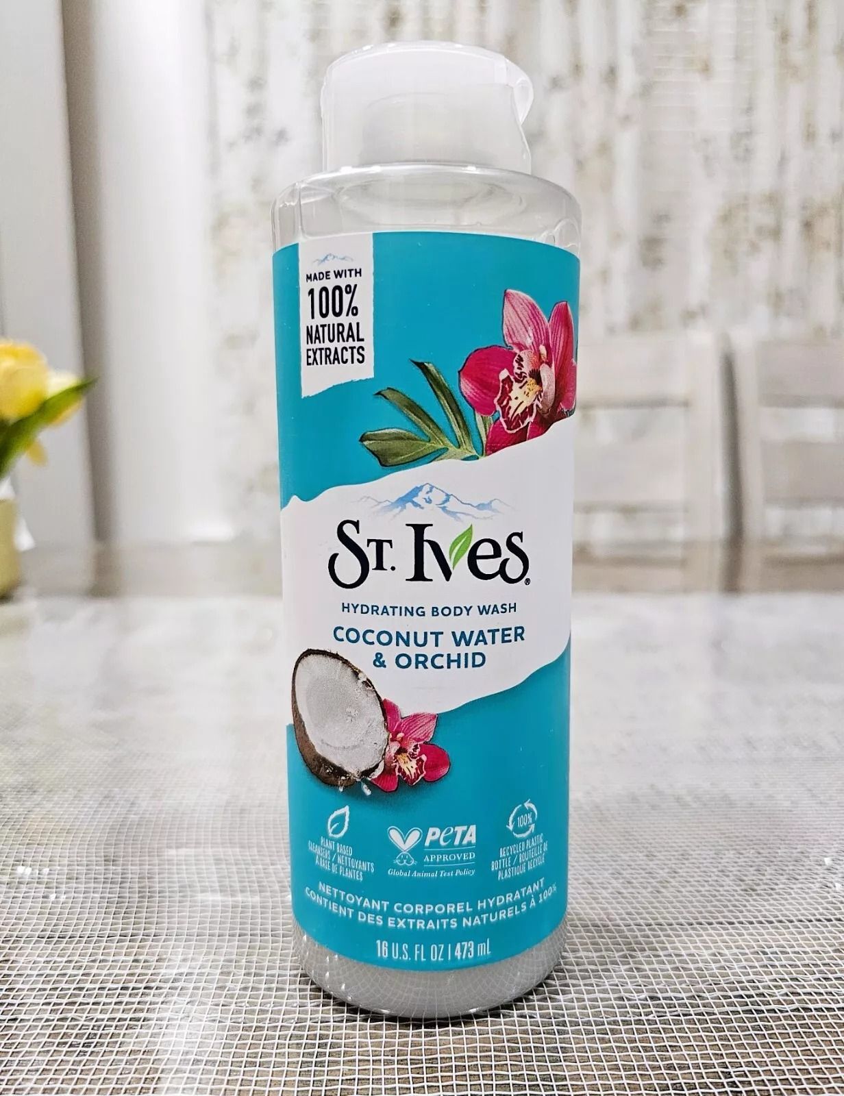 St. Ives Hydrating Body Wash COCONUT WATER & ORCHID 16 oz All Natural, Animal Cruelty-Free, Hydrating, Paraben-Free, Dermatologist Tested, Made with 100% Natural Extracts, Plant-Based