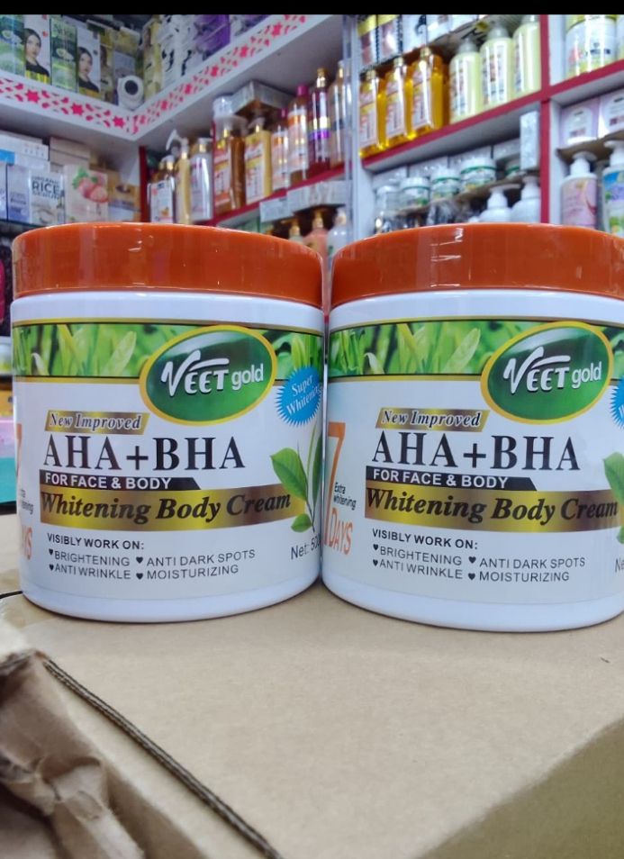 Veet Gold AHA+BHA Face and Body Whitening Cream – Brightening & Moisturizing Lotion to Fade Dark Spots, Even Tone, Remove Hyperpigmentation & Rough Skin – Works on Knees, Elbows, Underarms, Body