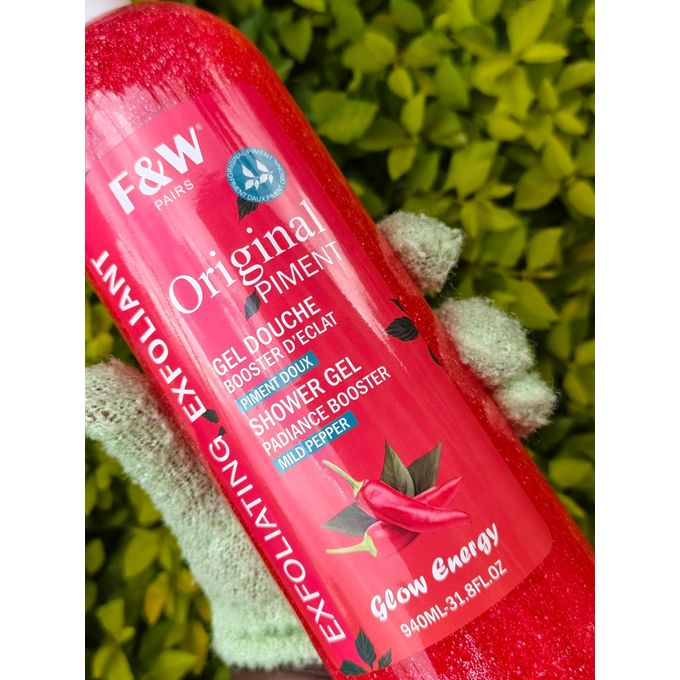 F & W Original Piment Radiance Booster Shower Gel 940ml – Mild Pepper Glow Energy, Deep Cleansing & Brightening Body Wash, Exfoliating & Moisturizing Bath Gel for Smooth Glowing Skin