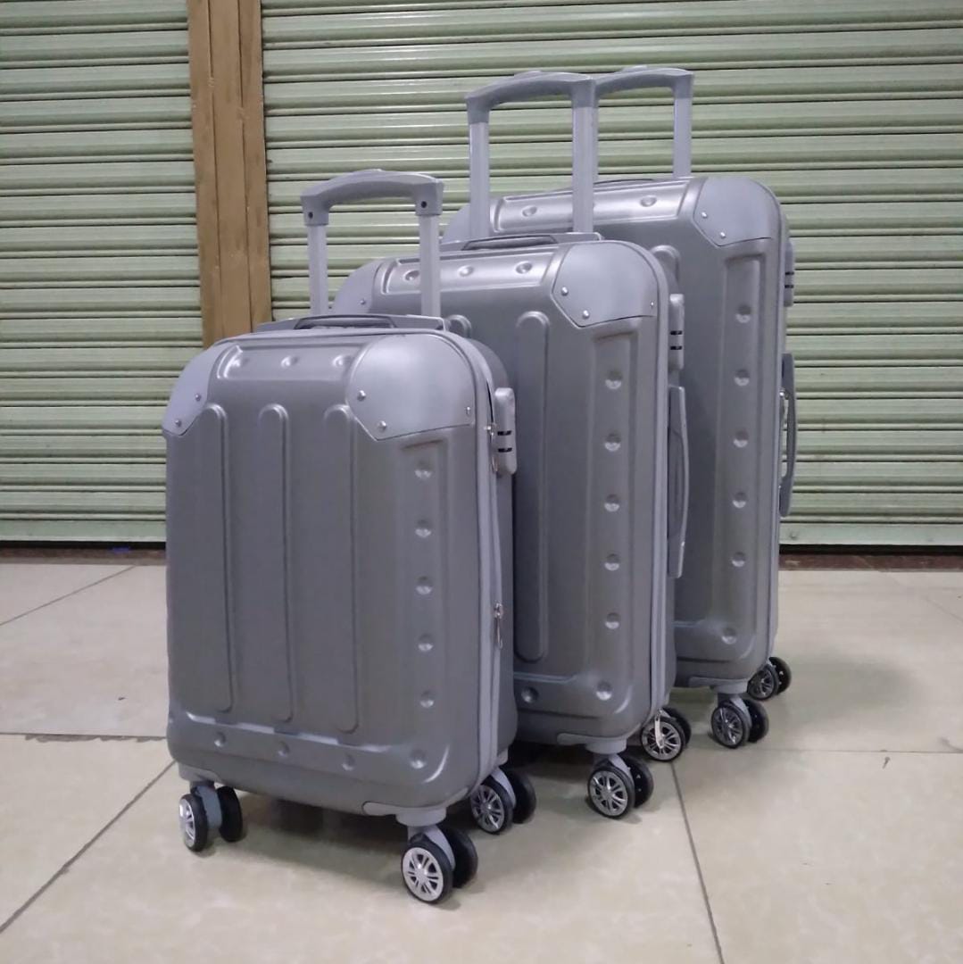 3 in 1 Luxurious Fibre Travel Suitcase*