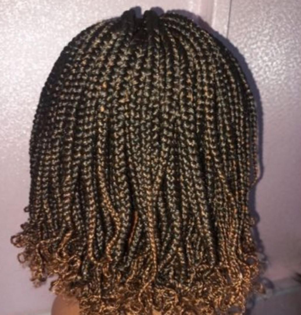 Short curled braided wig