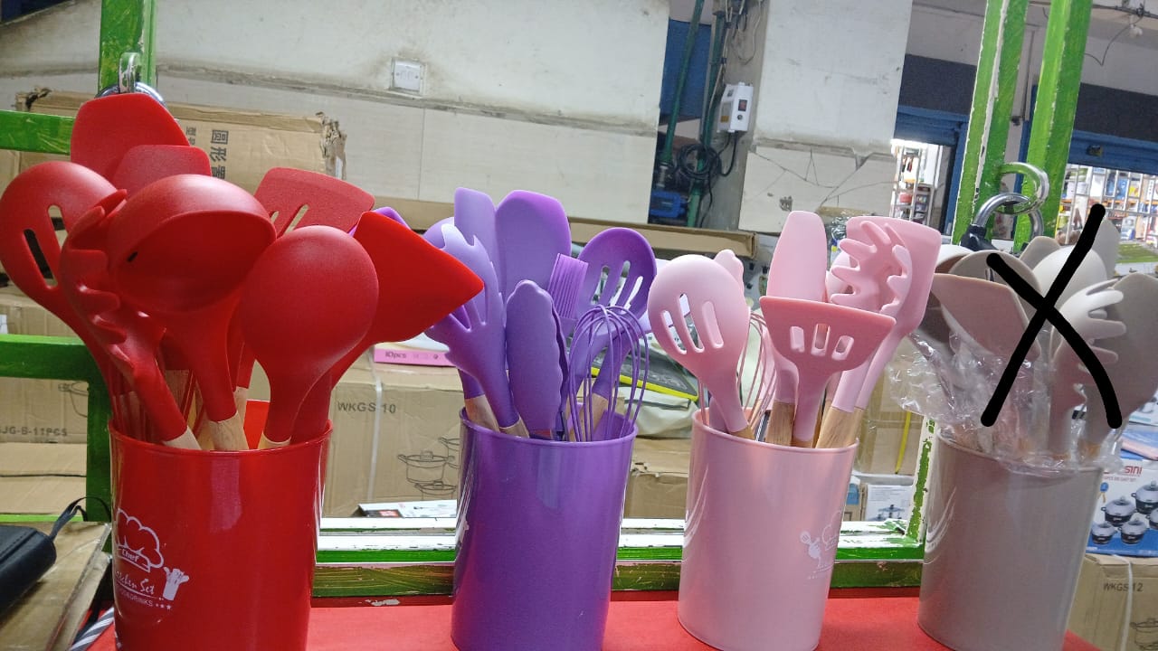 Silicone Spoon Kitchen Set Available Color