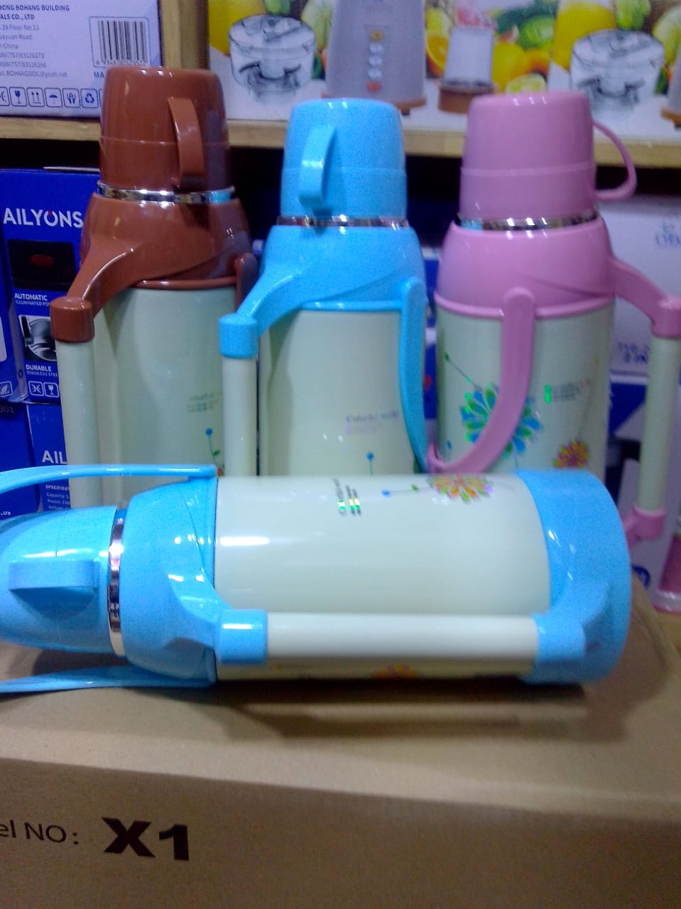 VACUUM FLASK. Nice One 2.0 Litres Breakable Vacuum Flask For Keeping Hot& Cold For 8 To 12 Hours Hot/cold, Its unbreakable ,easy grip to handle, Its heat resistant