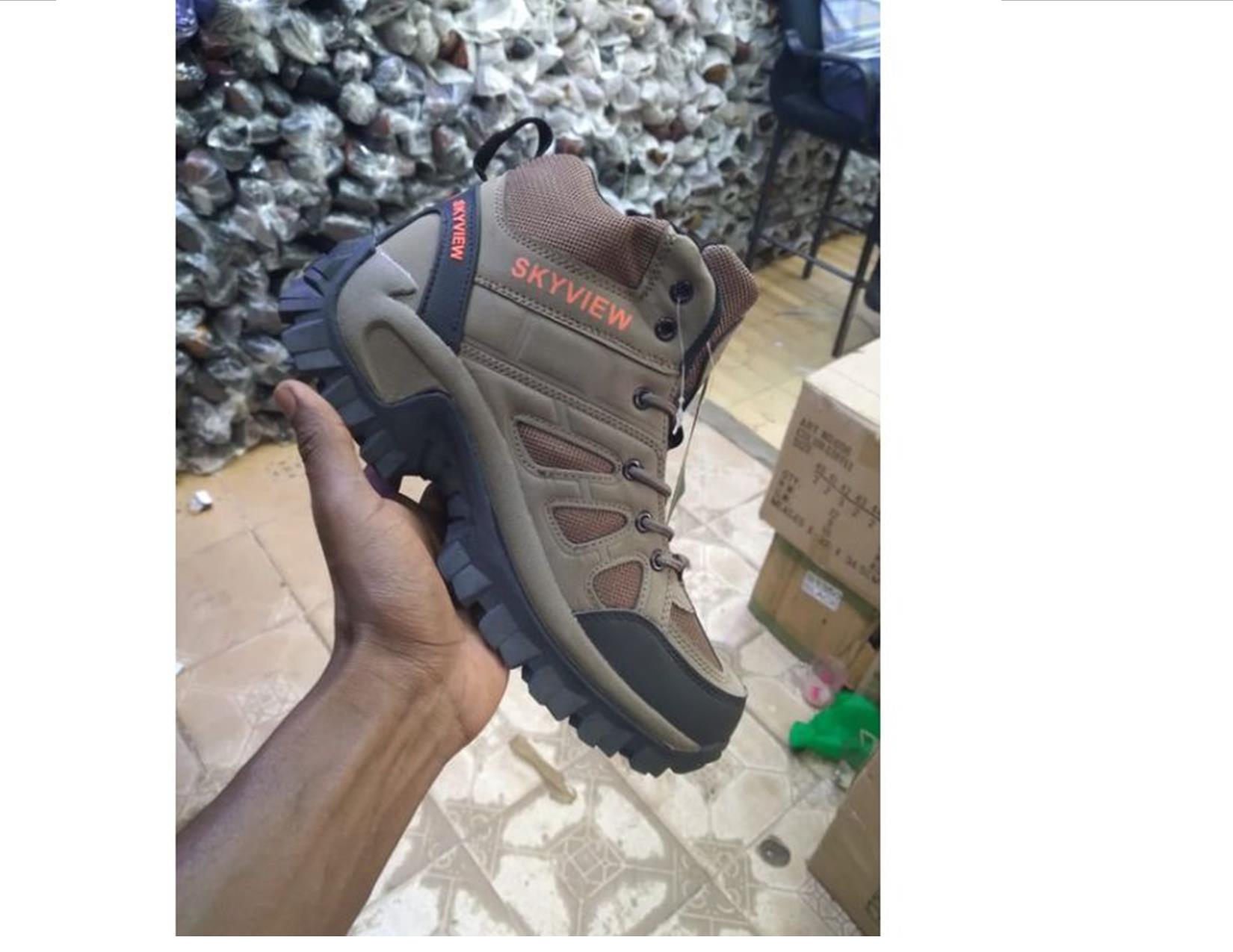 Men Climbing Shoes Fashion Winter/Spring Waterproof Hiking Boots Couple Non-slip Leather Shoes SKY View Fashion Original Men Skyview Perfect Hiking Boots