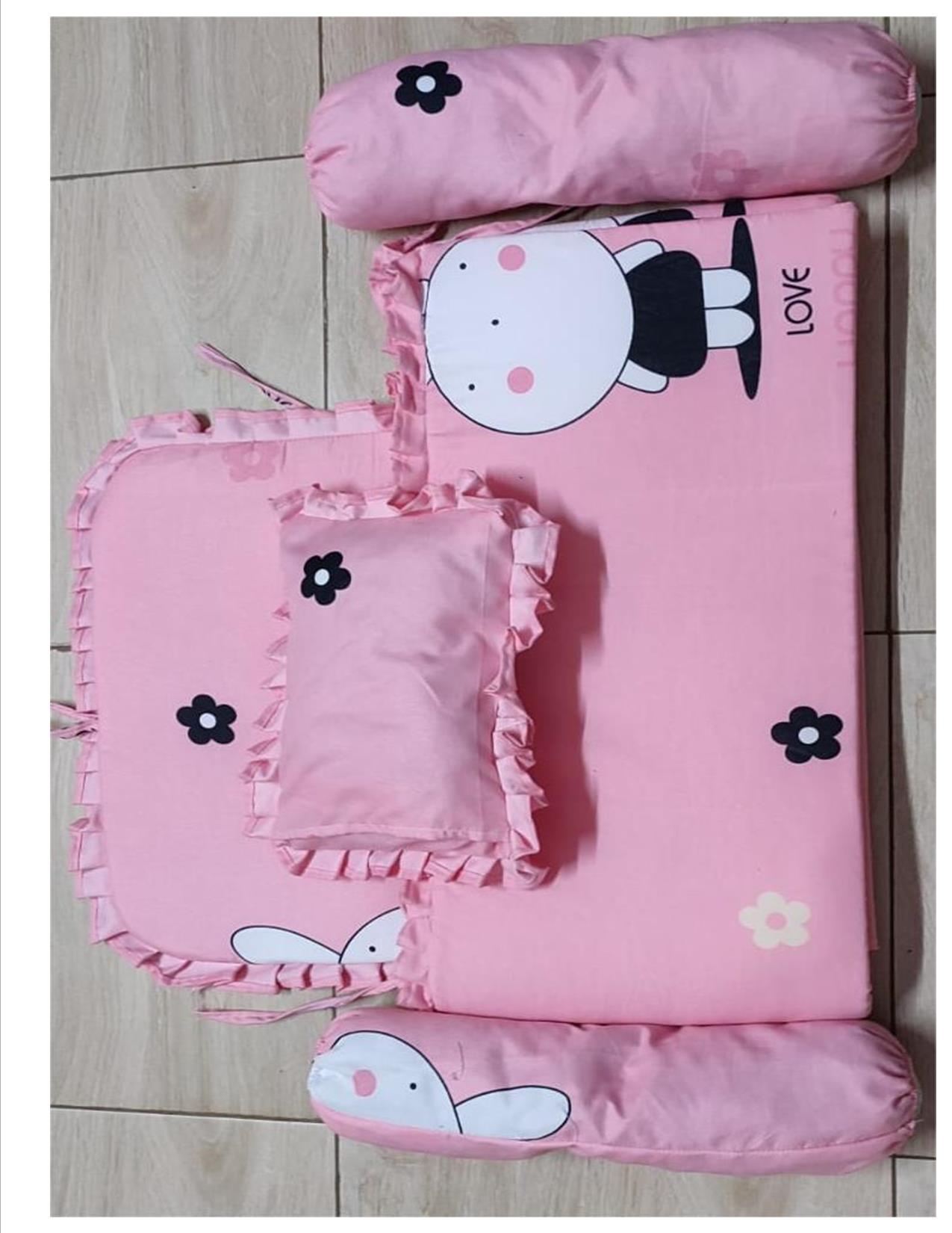 Baby cot bumpers  2x4 (for 2x4 & 2½x5 baby cot) All round side bumper,2pcs sausage pillows ,1 pc micro pillow)