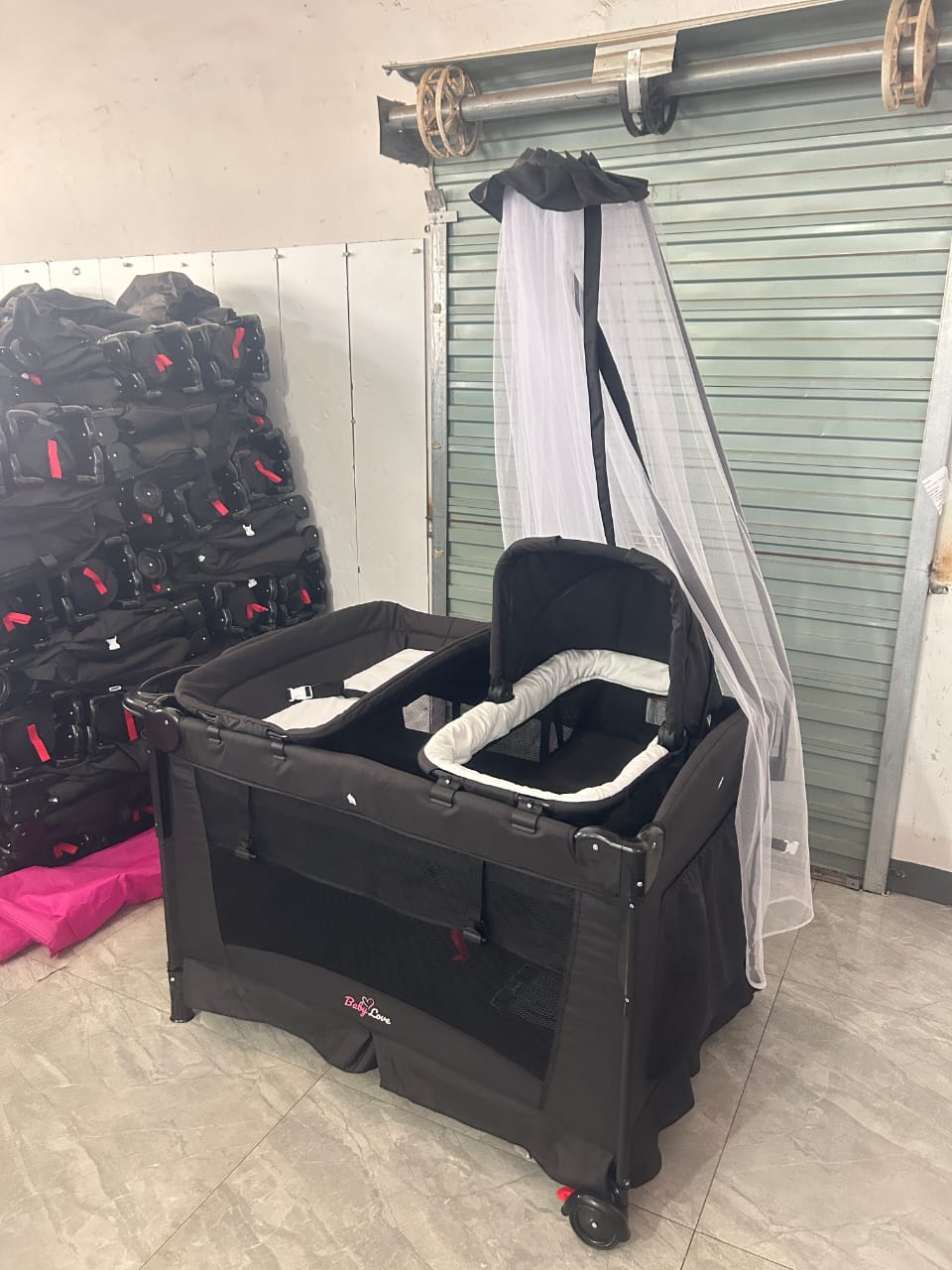 MAMAKIDS Co Sleeper Playpen with Bassinet Stand, Mosquito Net, Changing Pad organizer and Cot Mobile