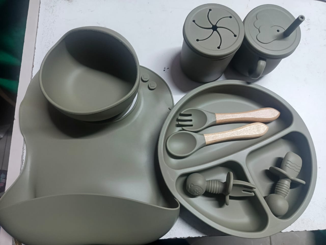 Silicone Baby Feeding/ Weaning Set 9 Items/ Solid Feeding Set suitable for weaning from age 6 months and above