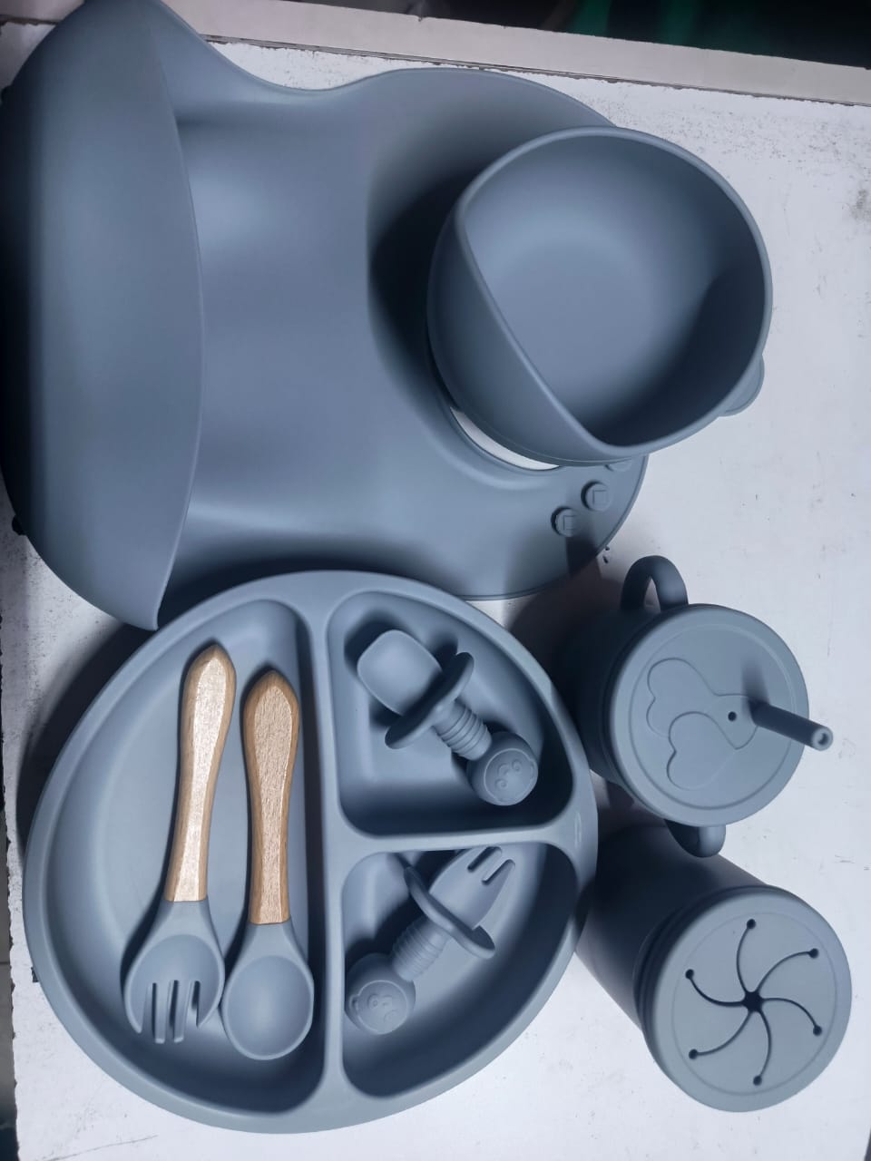 Silicone Baby Feeding/ Weaning Set 9 Items/ Solid Feeding Set suitable for weaning from age 6 months and above