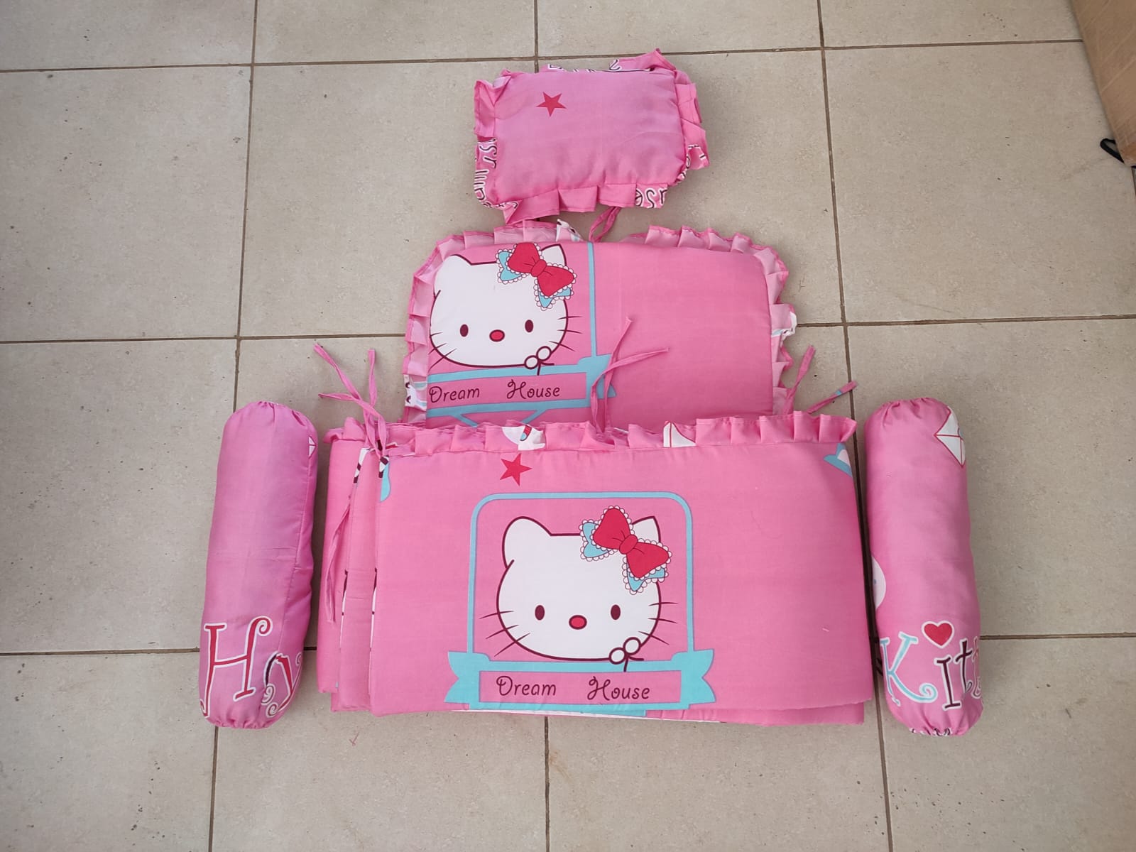 Baby cot bumpers  2x4 (for 2x4 & 2½x5 baby cot) All round side bumper,2pcs sausage pillows ,1 pc micro pillow)