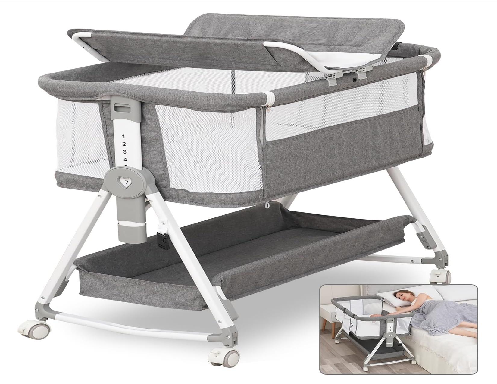 Kids Baby Co-sleeper/Bassinet Bedside Crib with Changing Station suitable for newborn to 3yrs