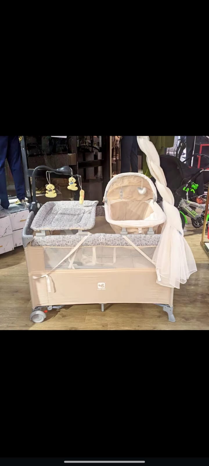 MAMAKIDS Co Sleeper Playpen with Bassinet Stand, Mosquito Net, Changing Pad organizer and Cot Mobile