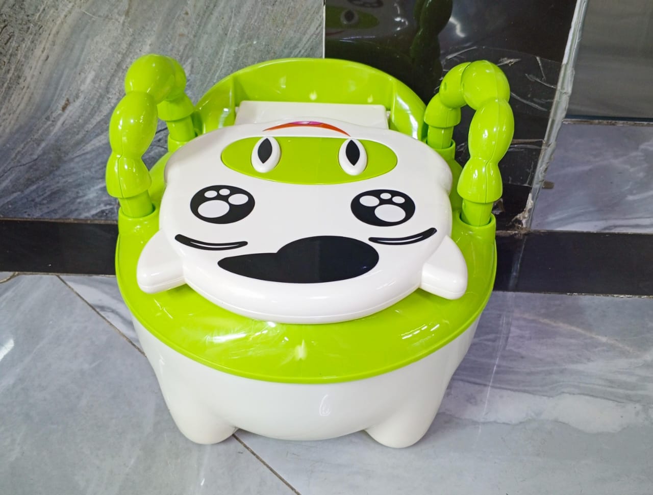 OFFER!!! OFFERL!!!! 1Pc Baby soft toilet Portable Baby Potty Multifunction Baby Toilet Car Potty Child Pot Training Girls Boy Potty Kids Chair Toilet Seat Children's Pot Plastic toilet