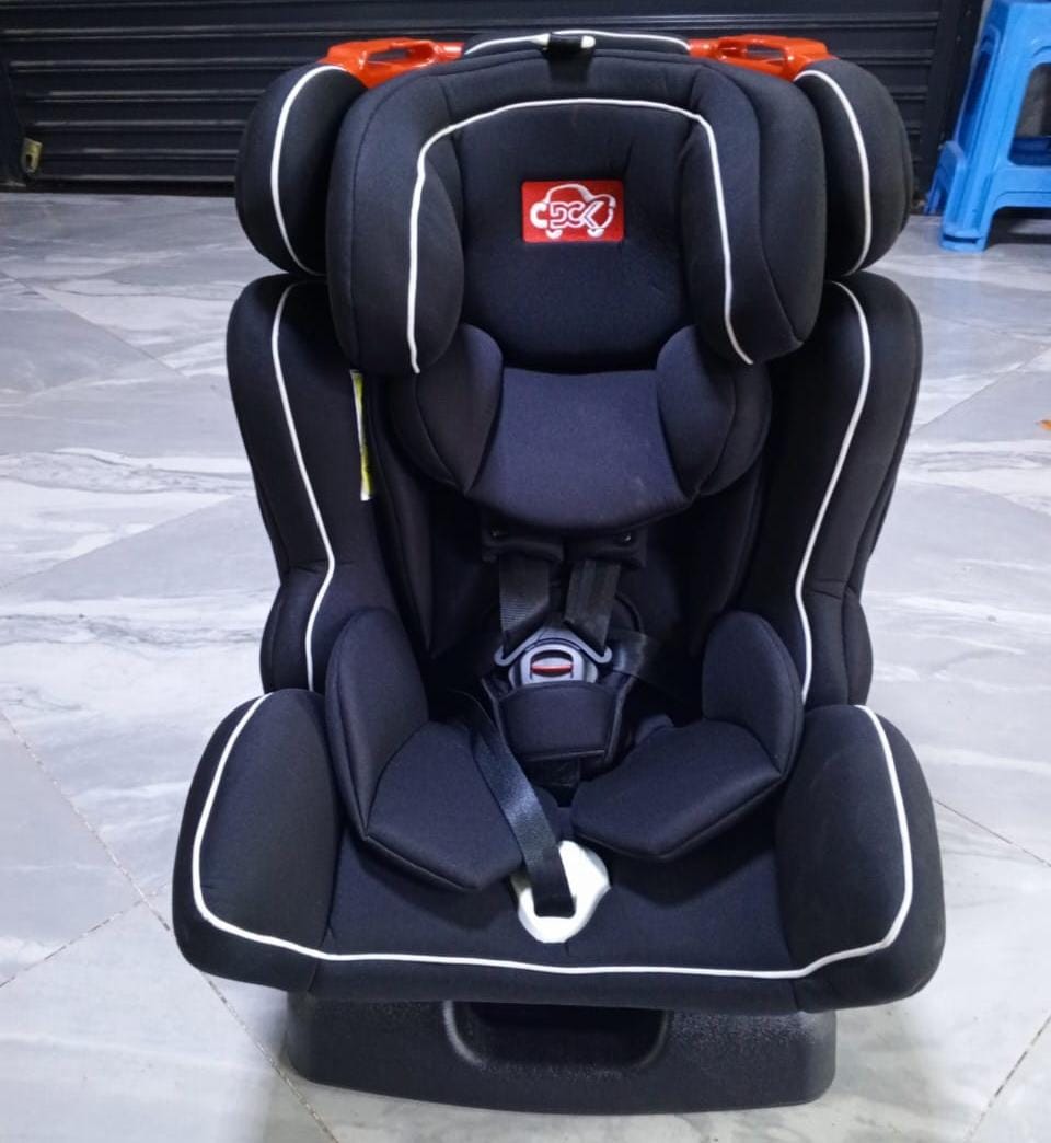 [ GRAB IT AT LOW PRICE+ ADDED OFFERS 🤩🤩✨ !!! ] 1Pc Classy Very Quality Comfortable Kids DCK car seat  Recline into 3 position  With Maximum weight 36kgs  at Best Price