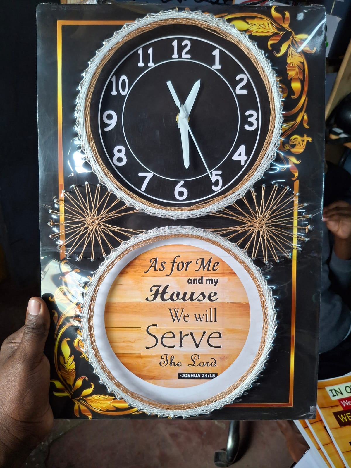 [📢PRICE DROP ALERT! SAVE BIG ON YOUR FAVES 🤑!!!]  2 in 1 Brand new Stylish and Luxurious Wall Clock...Designed With Durability and Functionality👌