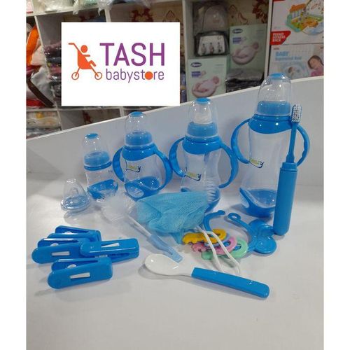 CLEARANCE OFFER Mom Easy Baby Feeding Gift Set Baby Feeding Bottles Four Bottles