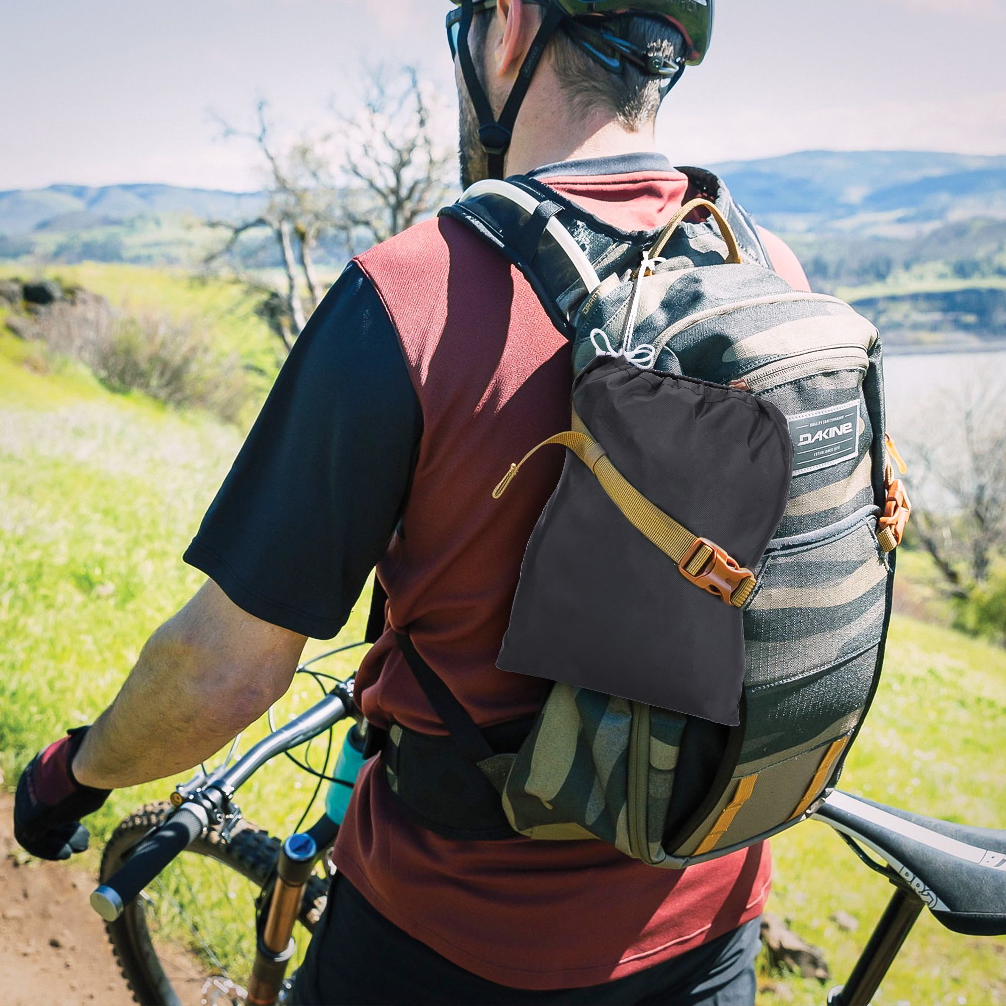 Large Bike Cover, 200x111x71cm Bicycle Covers Outdoor Waterproof with Lockhole for Mountain Bike, Black 79 x 44 x 28in