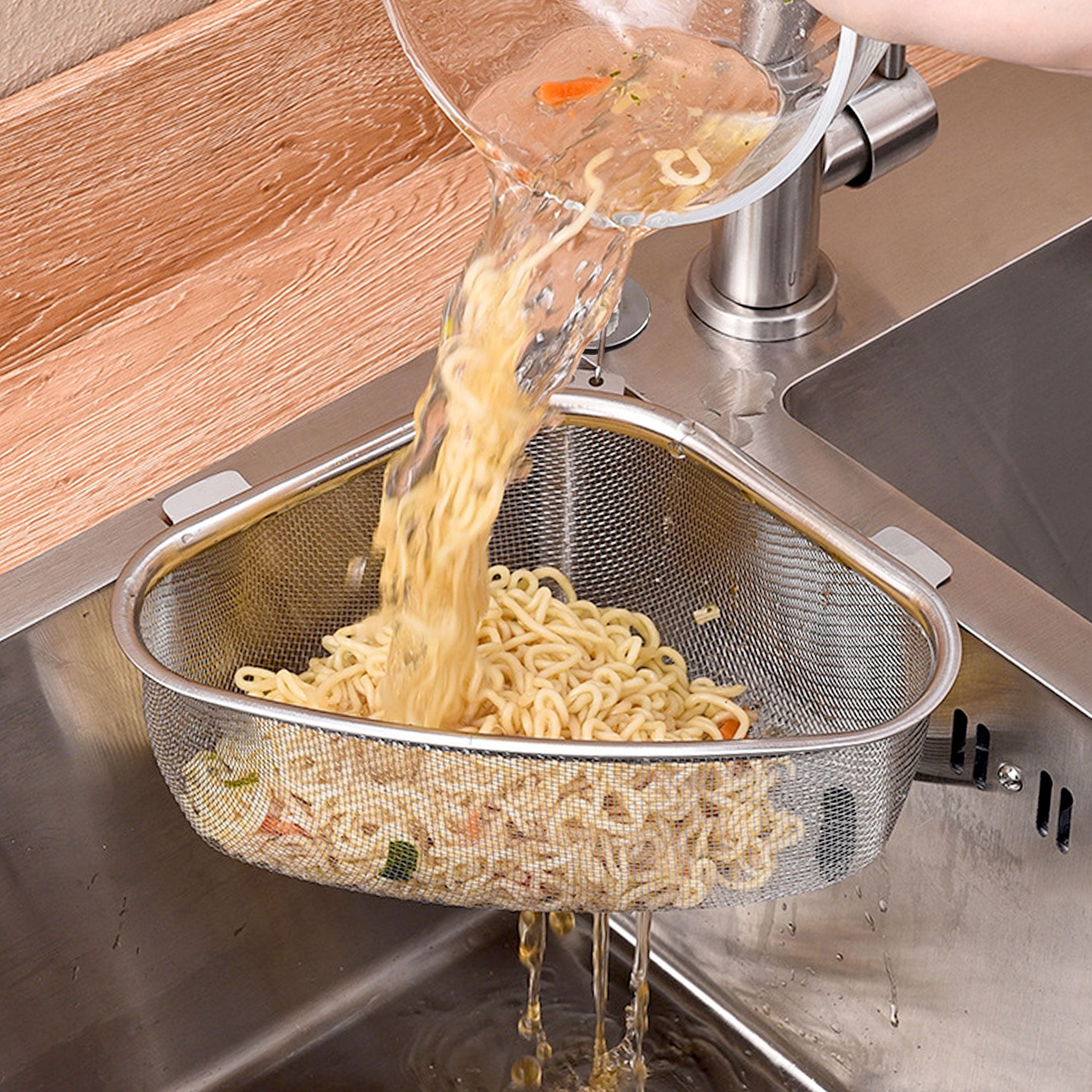 Kitchen Triangle Corner Sink Strainer for Kitchen Sink, Stainless Steel Food Catcher Strainer for Kitchen Waste, Vegetable, Fruits(21.9 x 15.5 x 7.9cm)