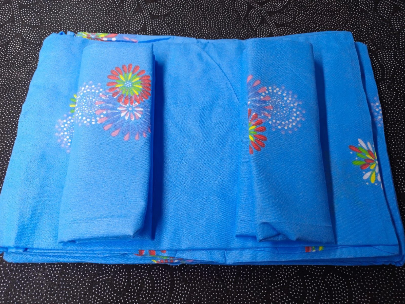 4Pcs 5*6 Bedsheet Set 2 bedsheets 2 Pillowcases