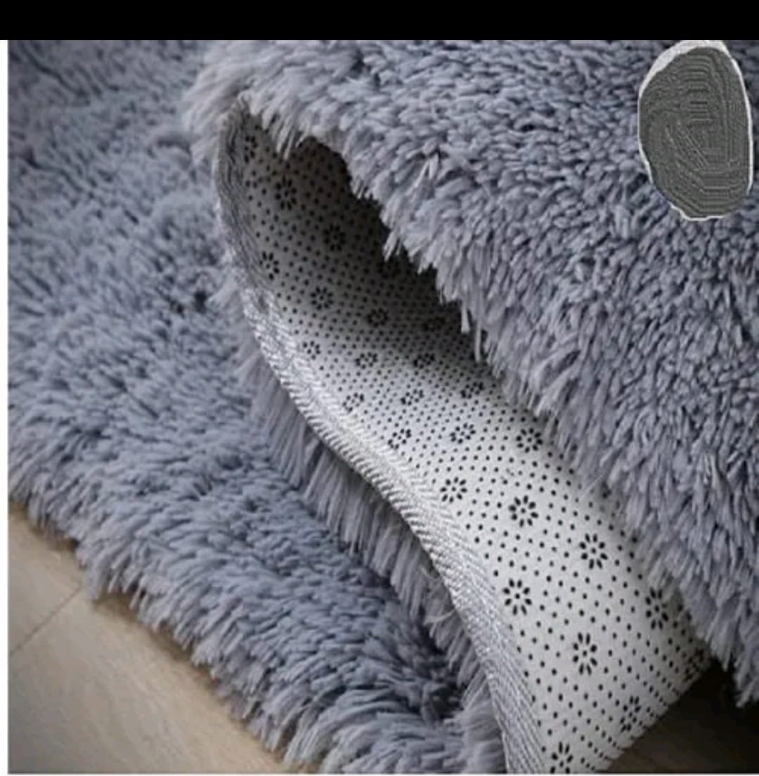 {OFFER OFFER} Classy Soft 5 by 8 Fluffy Carpet
