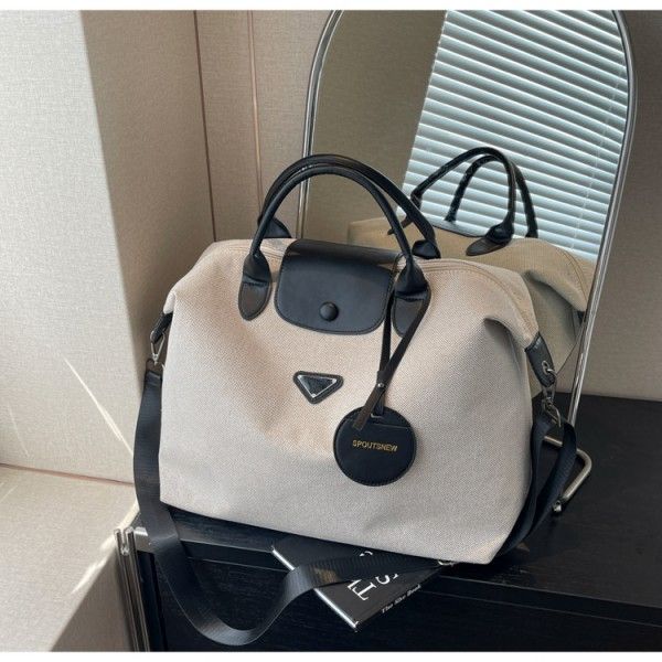 Large Capacity Gym Bag For Short Trips Advanced Sense Lightweight Going Out Handbag  Top-Handle Bags
