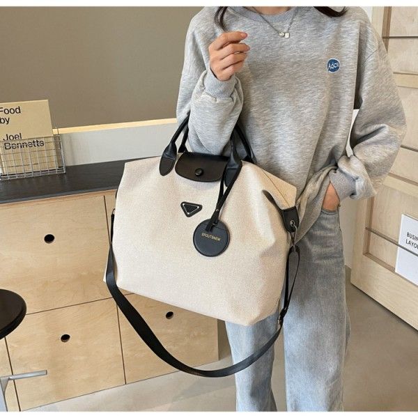 Large Capacity Gym Bag For Short Trips Advanced Sense Lightweight Going Out Handbag  Top-Handle Bags