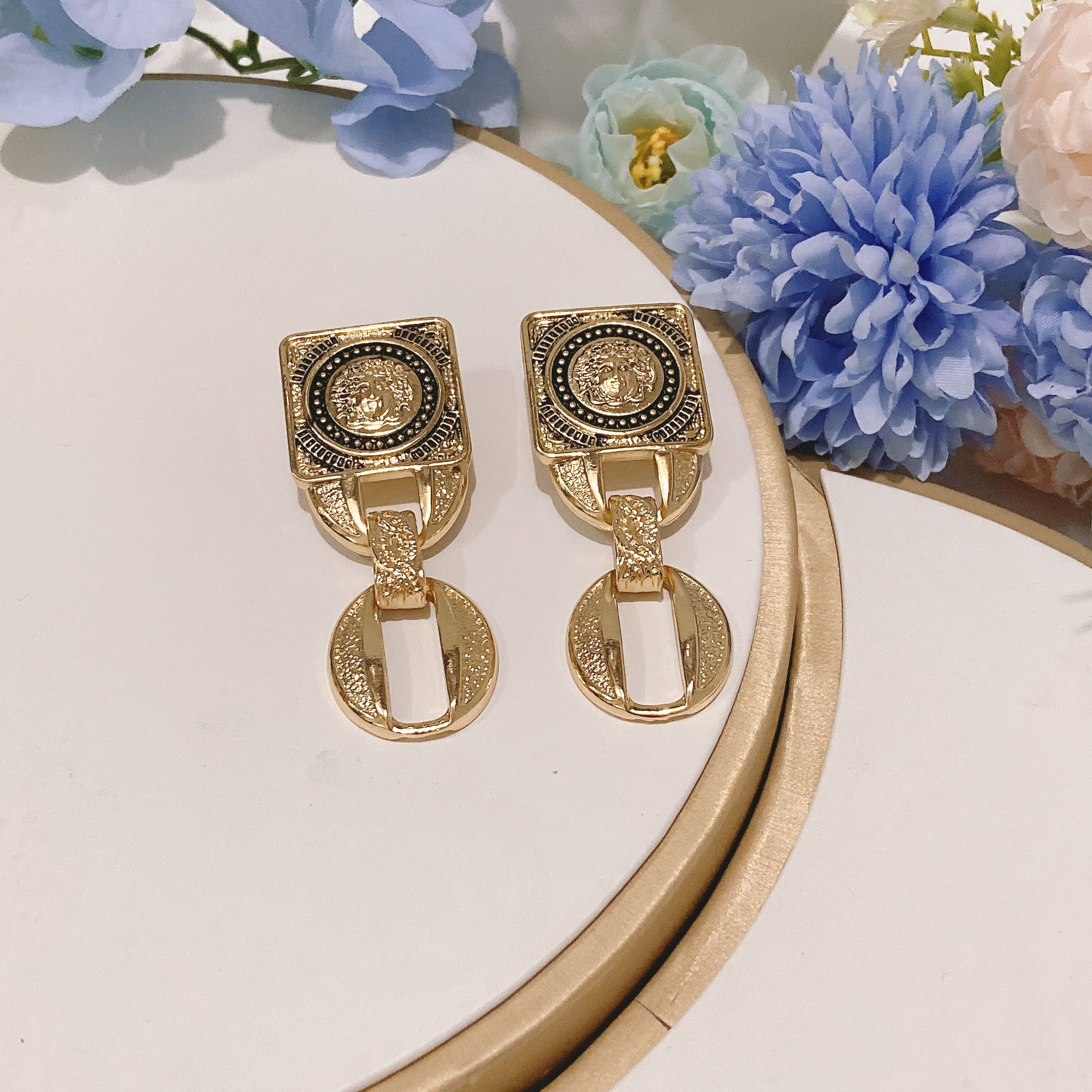 Women's necklace jewelry set simple and fashionable rhinestone pendant open bracelet adjustable for daily wear jewelry holiday gift jewelry 2-piece set necklace earring set
