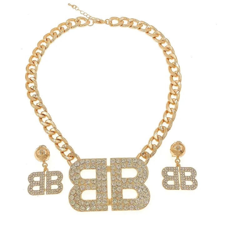 Women's Jewelry Earring Necklace Set Fashion Italian Gold Plated Diamond Letter Design Wedding Necklace 2-piece Set Latest Gold Plated Jewelry Set Party and Birthday Gifts