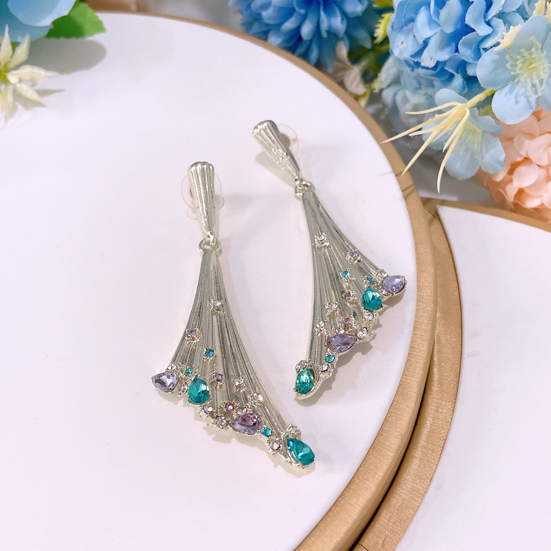 Jewelry set, necklace pendant, earring, ring, bracelet, women's jewelry fashion four piece set, jewelry set, wedding colored diamond decoration, party necklace